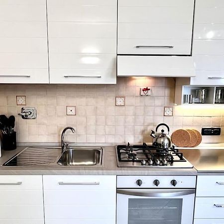 Appartement Comfyspot à Rosia Extérieur photo