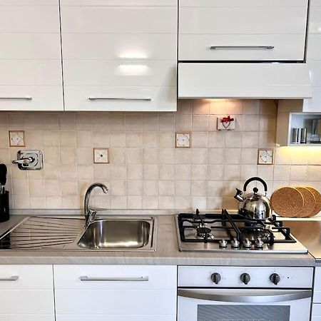 Appartement Comfyspot à Rosia Extérieur photo