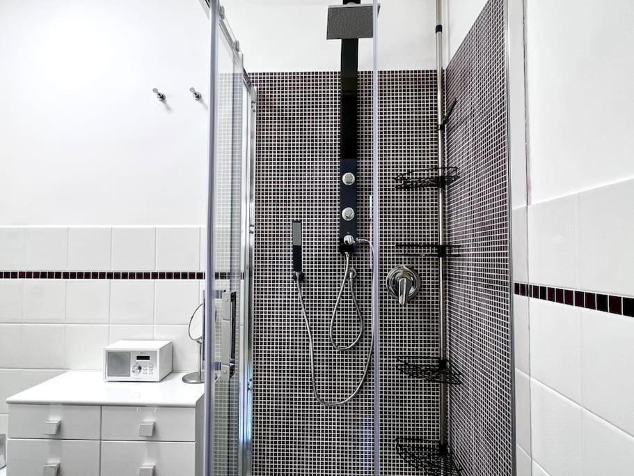 Appartement Comfyspot à Rosia Extérieur photo